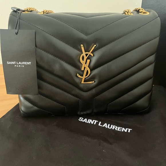 Saint Laurent: Lou Lou Small (Black & Gold)🖤 - Picture 6 of 15
